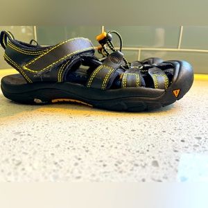Keen water shoes